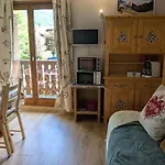 Face à La Dent D'oche Appartement *