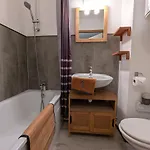 Face à La Dent D'oche Appartement *