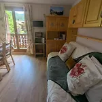 Face à La Dent D'oche Appartement *