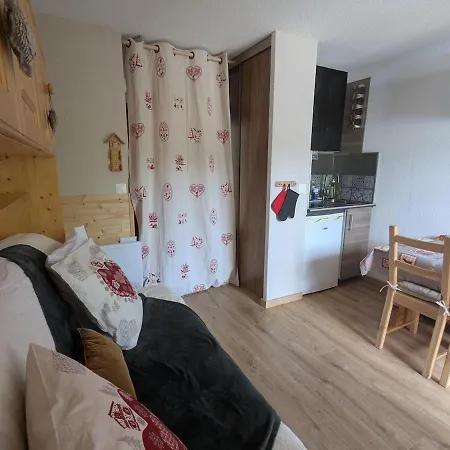 Face A La Dent D'oche *