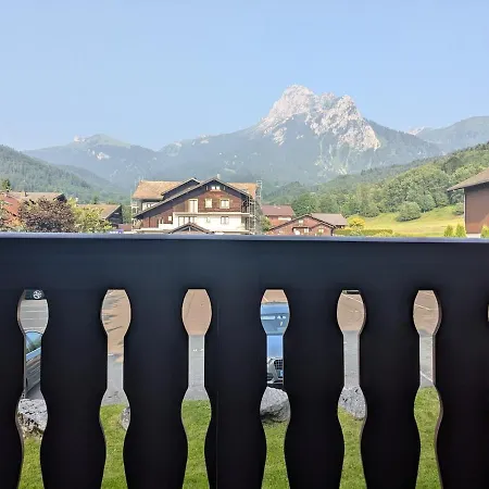 Face A La Dent D'oche * Bernex