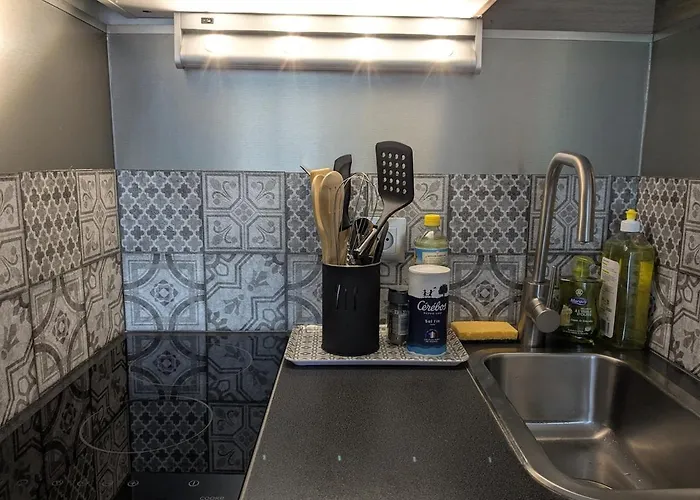 Face à La Dent D'oche *